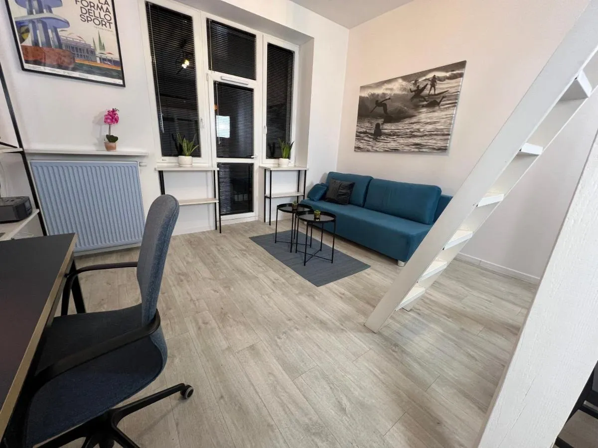 Image 1 of Łazienki Krolewskie Studio z Antresolą i widokiem