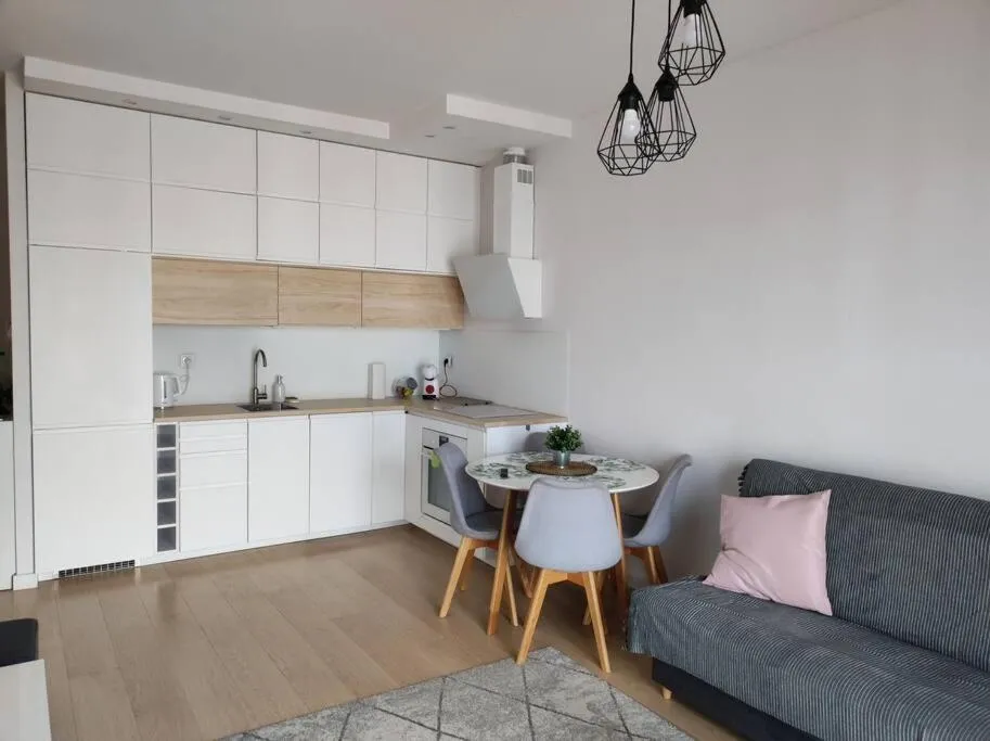 Image of Lovely Apartment vis-a-vis Medicover and Paley Institute