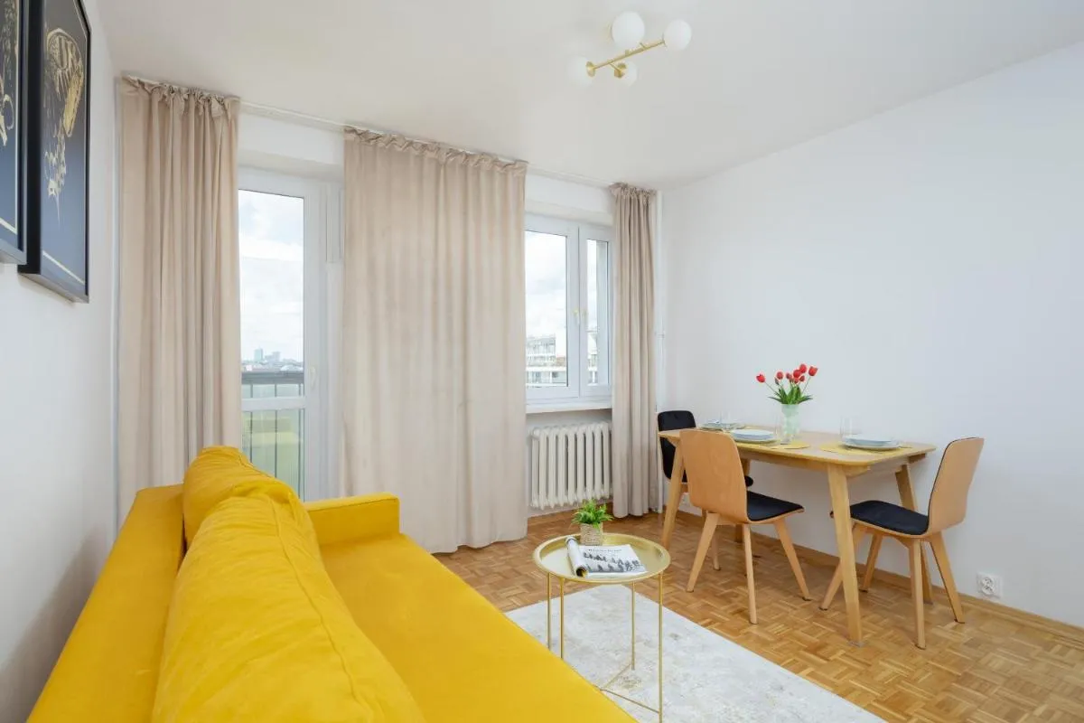Image 3 of Ludna Apartment Overlooking the Center by the Vistula River Warsaw by Noclegi Renters