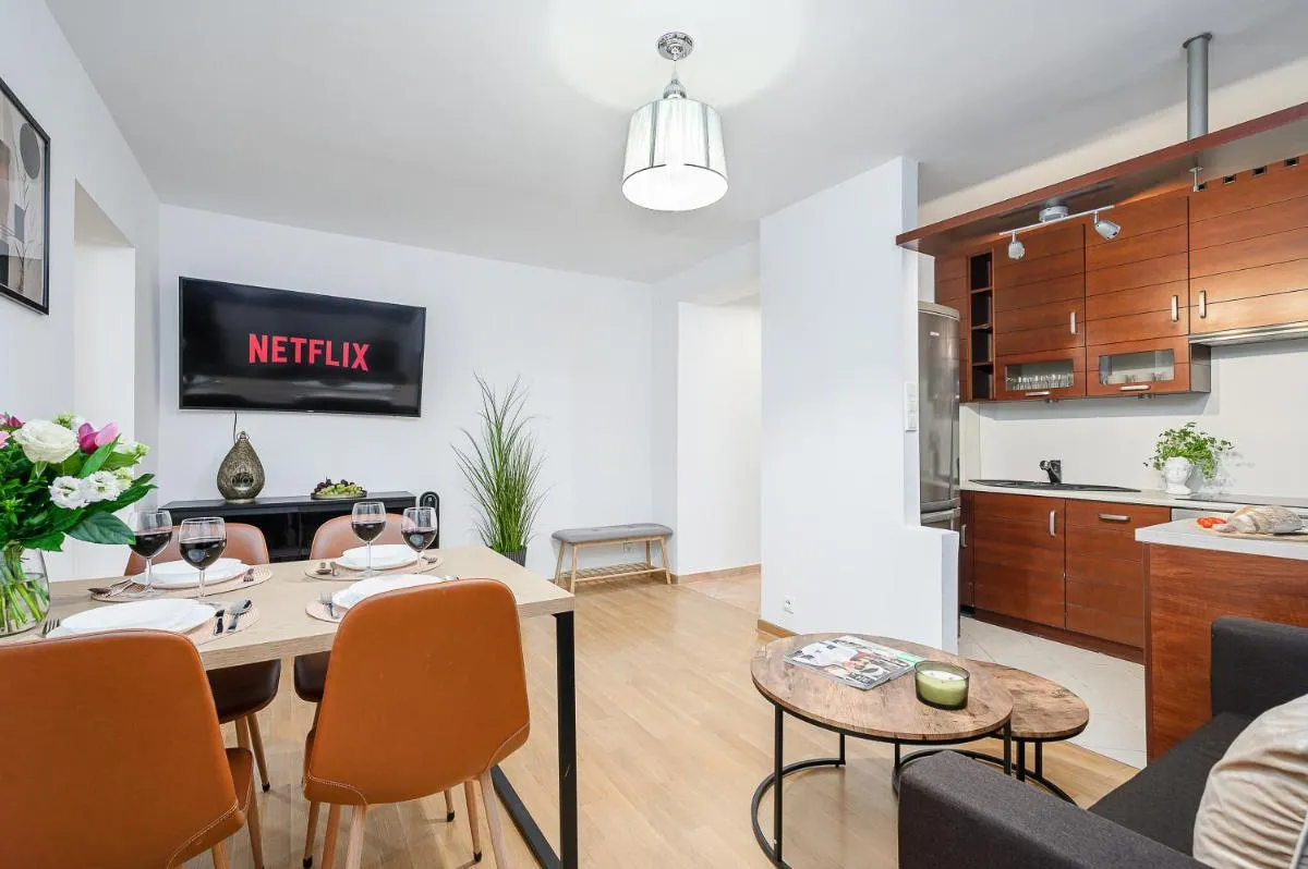Image 1 of Lumina apartment opposite the Palace of Culture and Science