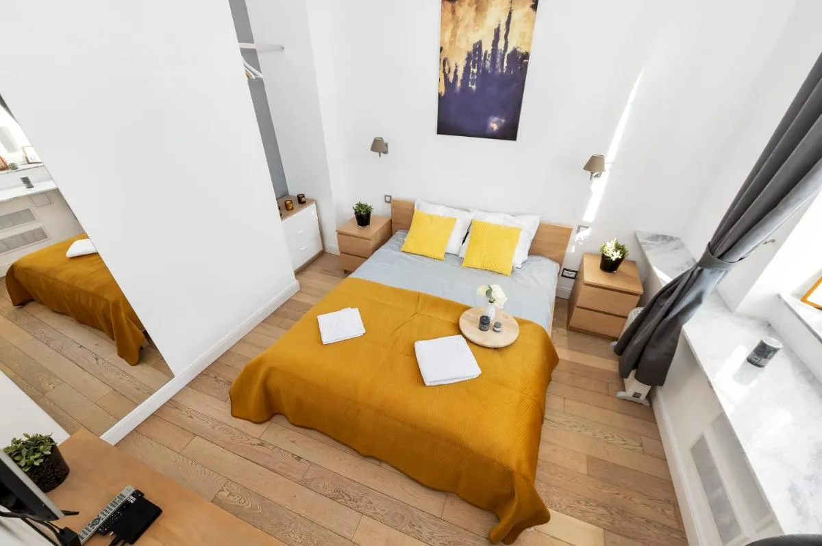 Image 1 of Lumina apartments on the market square near the Royal Castle