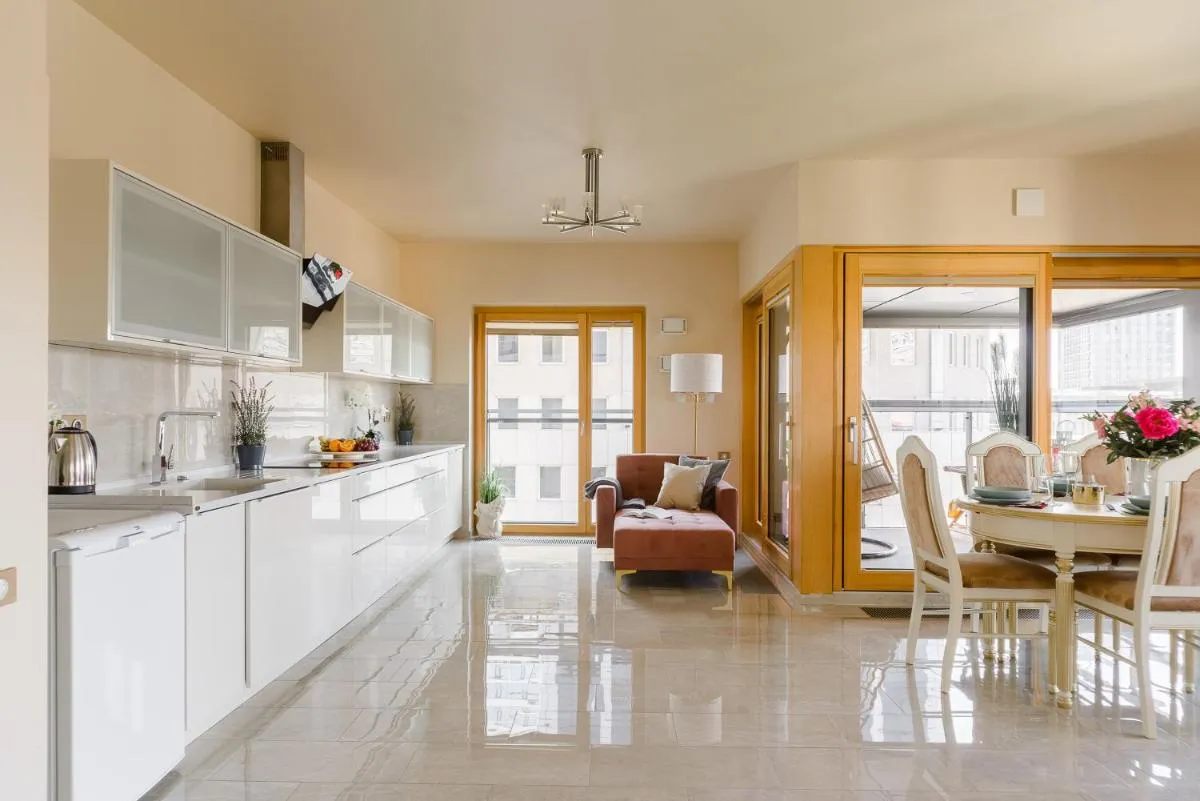 Image 3 of Lumina premium apart near Mennica Residence
