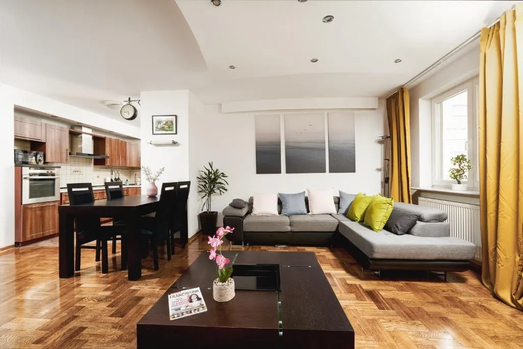 Image of Lumina spacious apartment near the railway station
