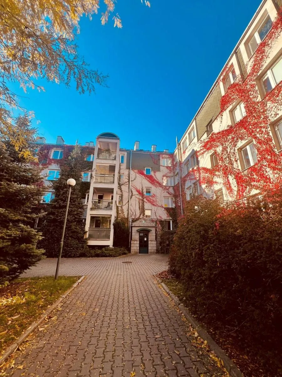 Image 6 of Lux Flat Next to Metro