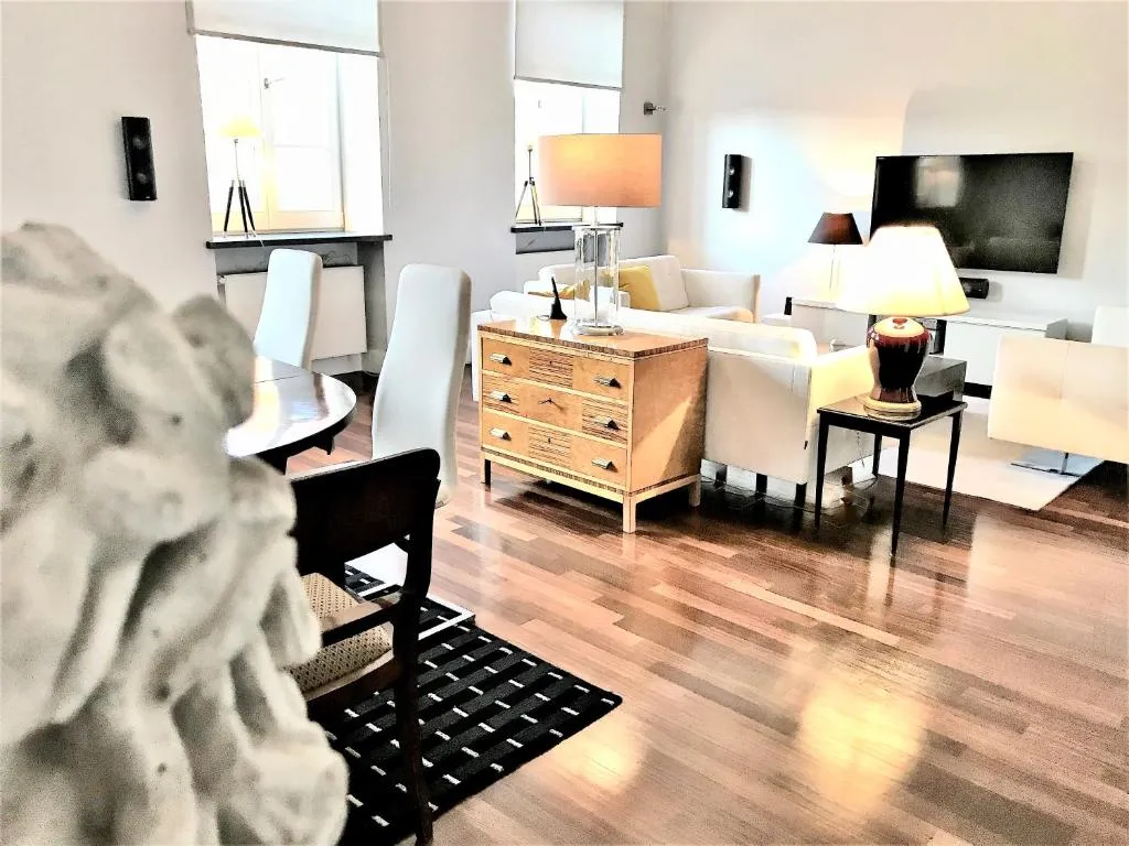 Image of MONDRIAN Luxury Suites & Apartments Market Square IV