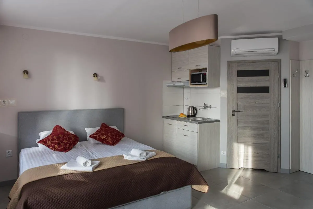 Image 2 of Magnetic apartment Jerozolimskie B
