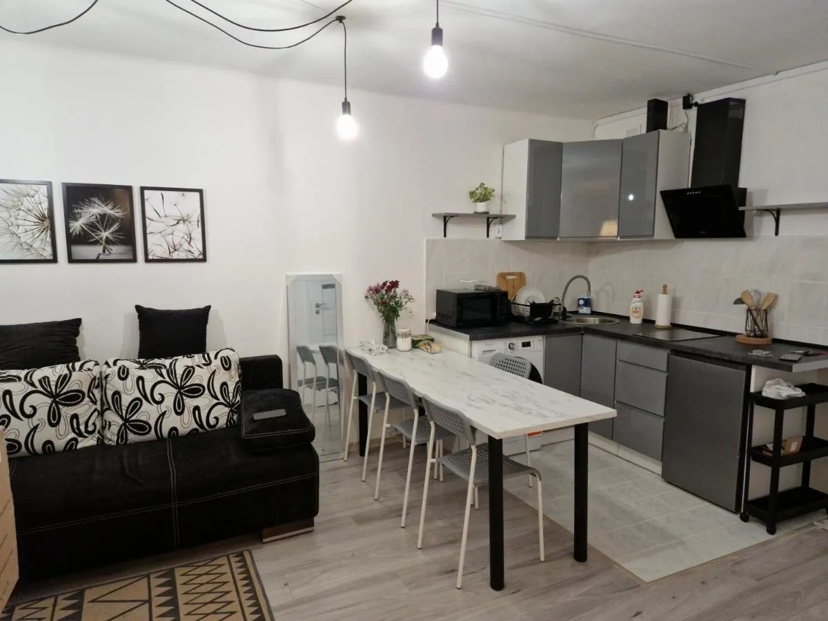 Image 3 of Marszalkowska 111 Apartment Centrum Warszawa