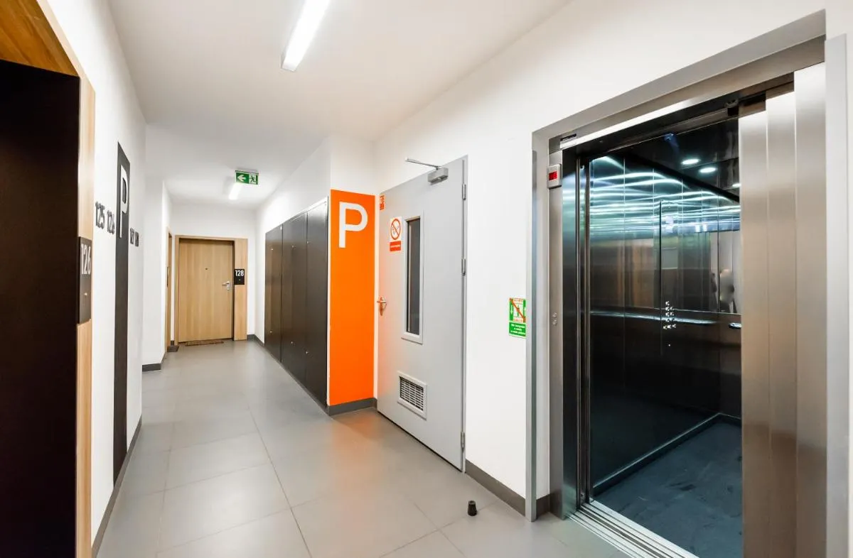 Image 4 of Metro Bemowo Colourful Apartment