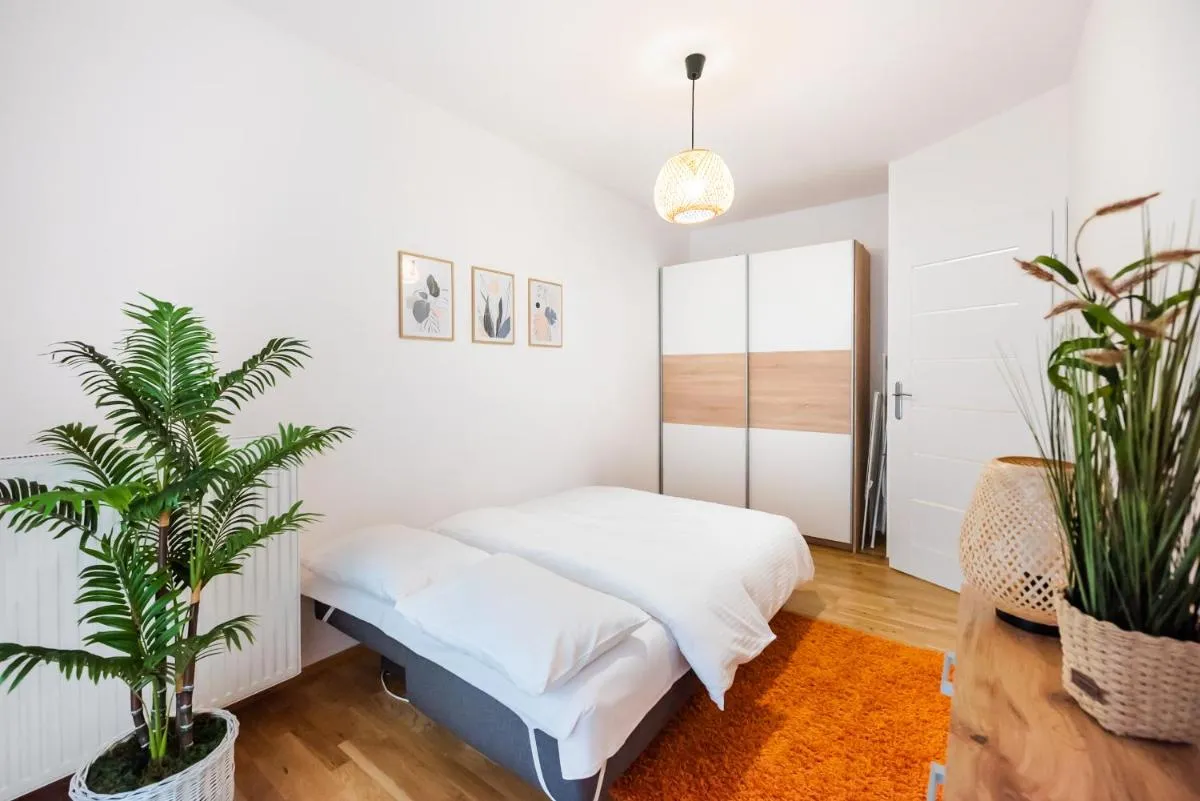 Image 6 of Metro Bemowo Colourful Apartment