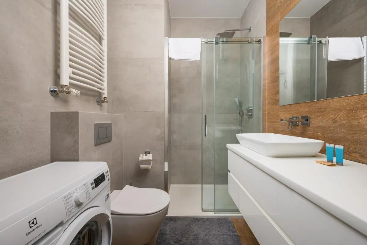 Image 2 of Metro Wierzbno Stylish Apartment