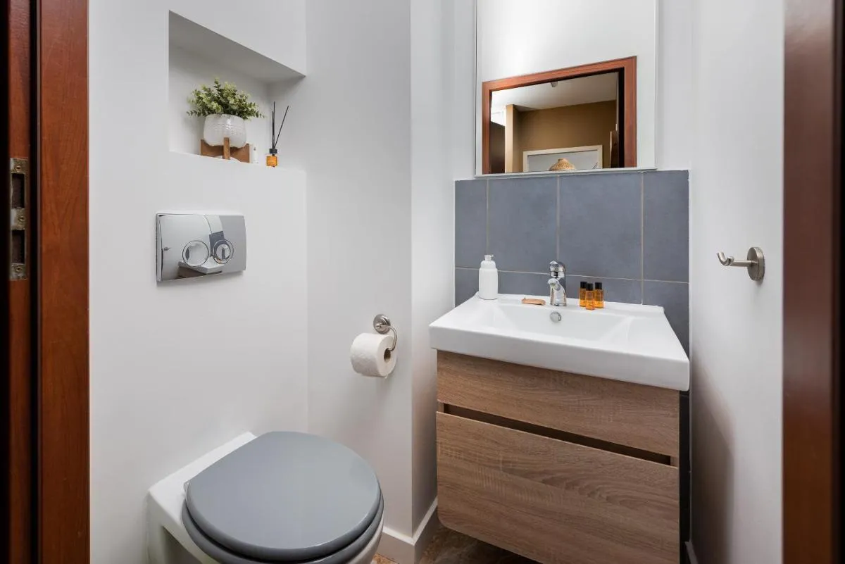 Image 2 of Metro Wilanowska 2-Bedroom Apartment