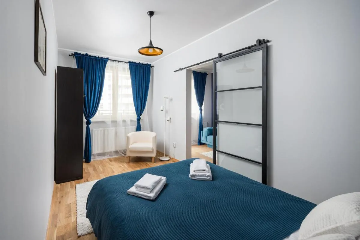 Image 6 of Metro Wilanowska Blue Apartment