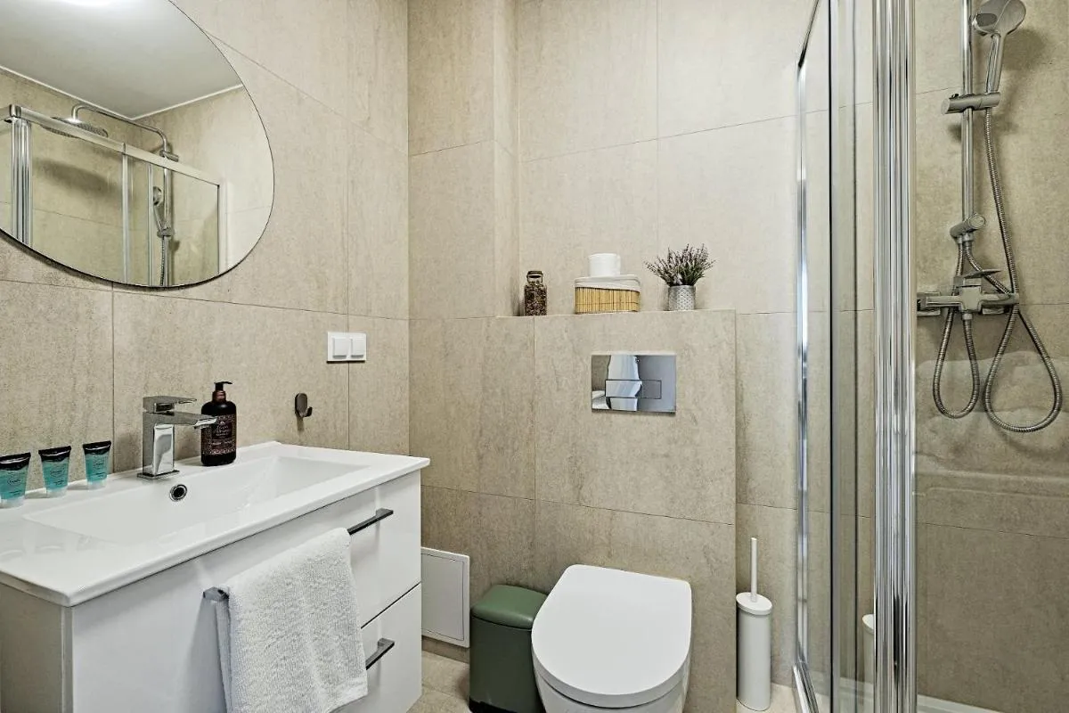Image 2 of Metropolitan Heaven Apartment Emilii Plater 55