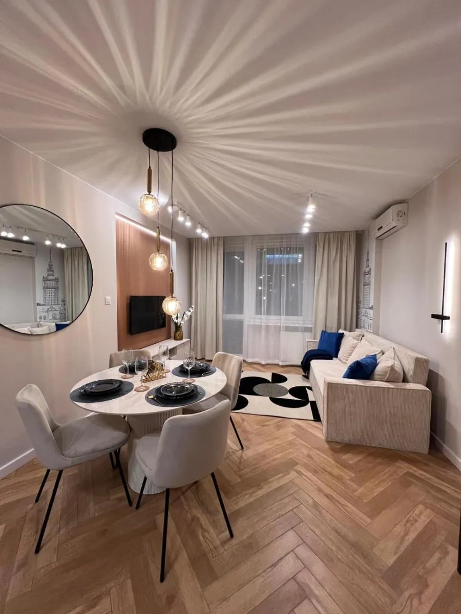 Image 1 of Mià Warsaw – Rotunda
