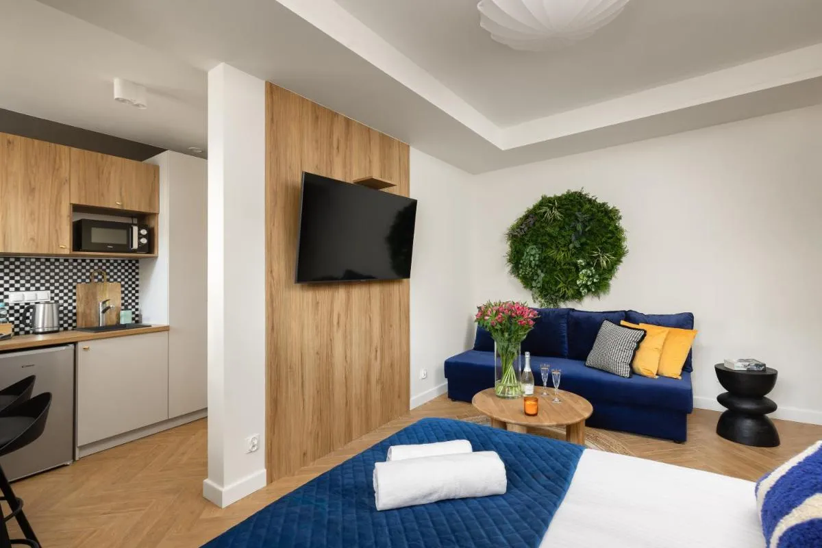 Image 2 of Movo Underwall Old Town Apartment
