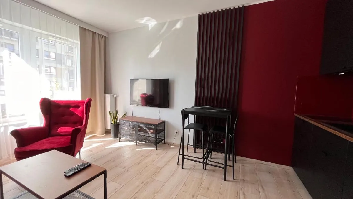 Image 4 of NEW Apartment Mona Warsaw Red