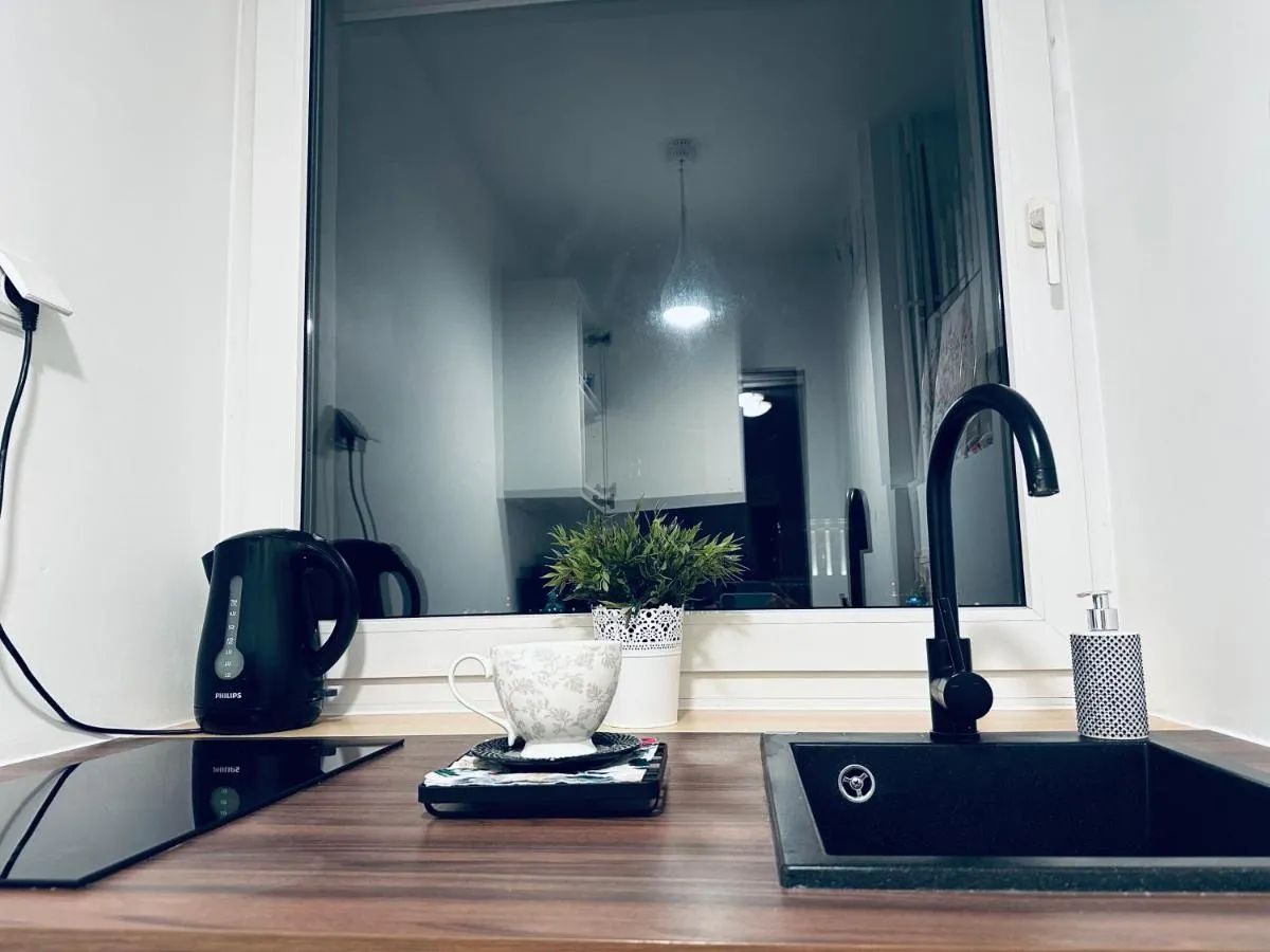 Image 6 of NICE VIEW centrum metro x2 WIFI 600 MBs Smart TV Panorama Miasta