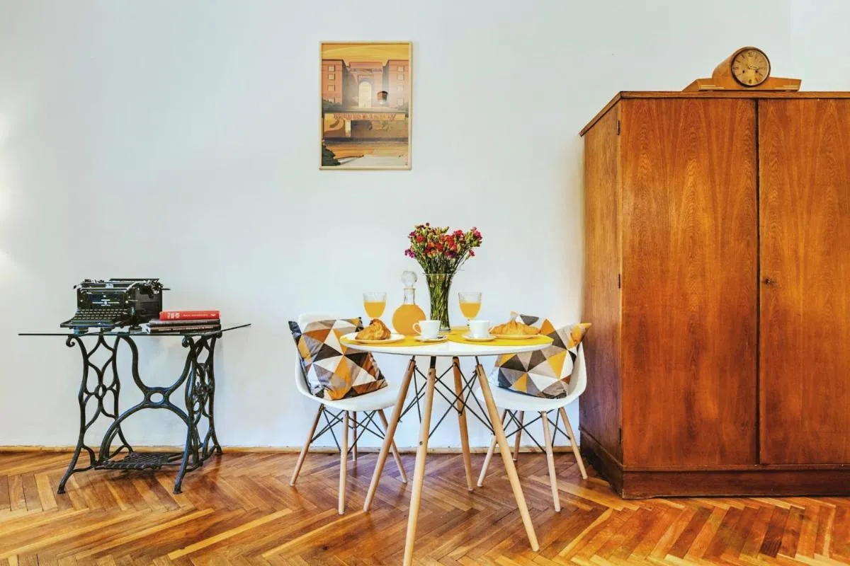 Image 3 of Na Muranowie – mieszkanie z historią I In Muranów – a flat with Warsaw history