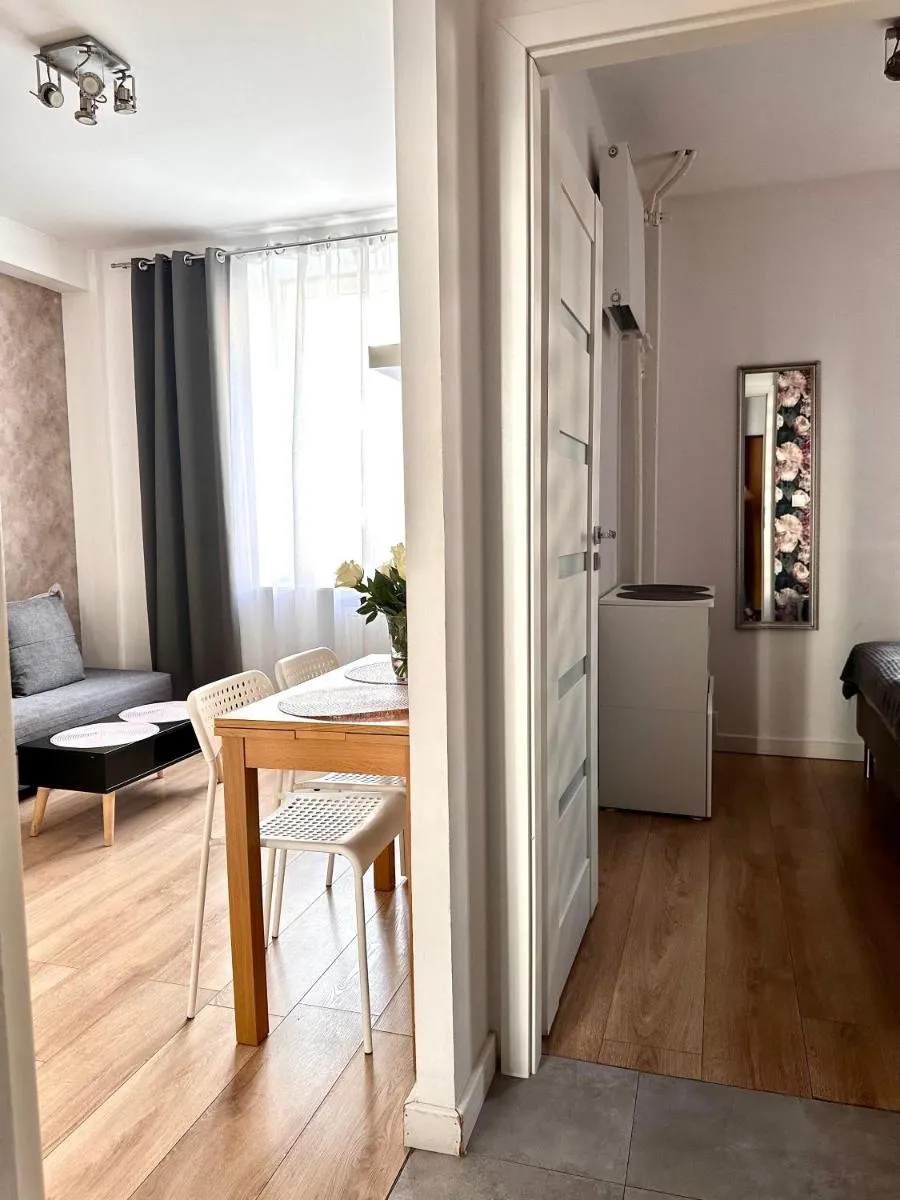 Image 6 of Nice Place 2 rooms Apartment