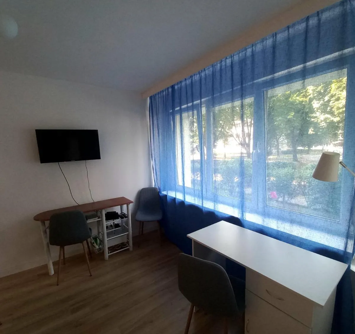 Image 4 of Nice apartament with small tub