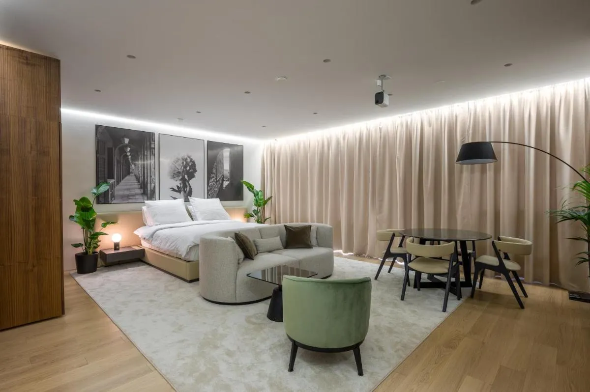 Image 1 of Noma Homes City Suite – Warsaw Center