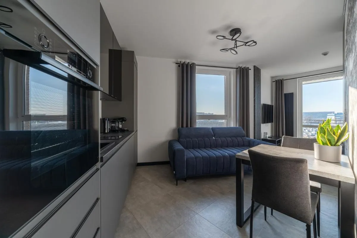 Image 3 of Nowe Apartamenty Warszawa Wiktoryn TV Smart WI-FI
