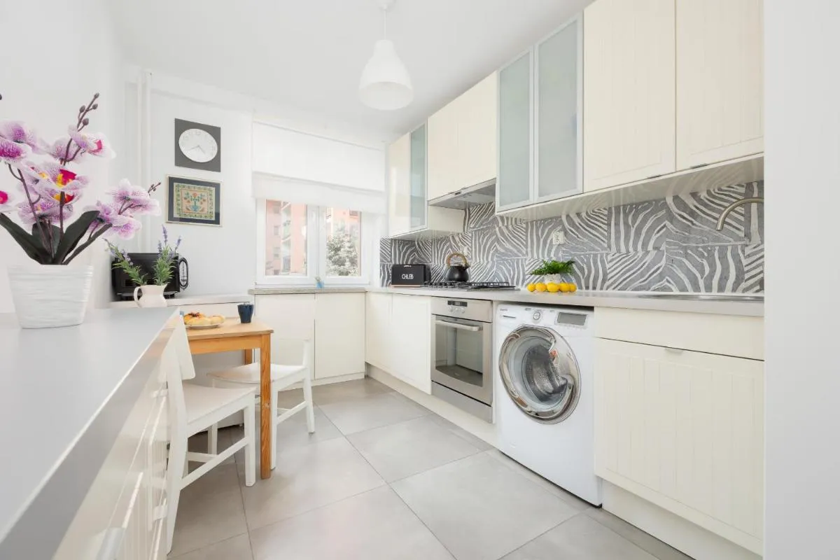 Image 3 of Okopowa Rodzinny Apartament z Balkonem Warszawa by Noclegi Renters