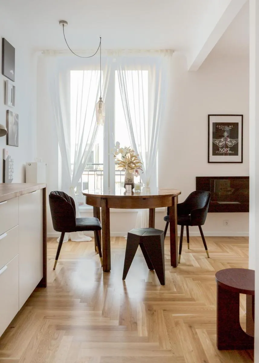 Image 6 of Old Town Heart X Luxury – Piekna