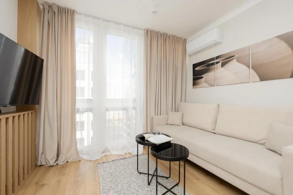 Image of Pereca Stylish Apartment Warsaw & Air Conditioning by Noclegi Renters