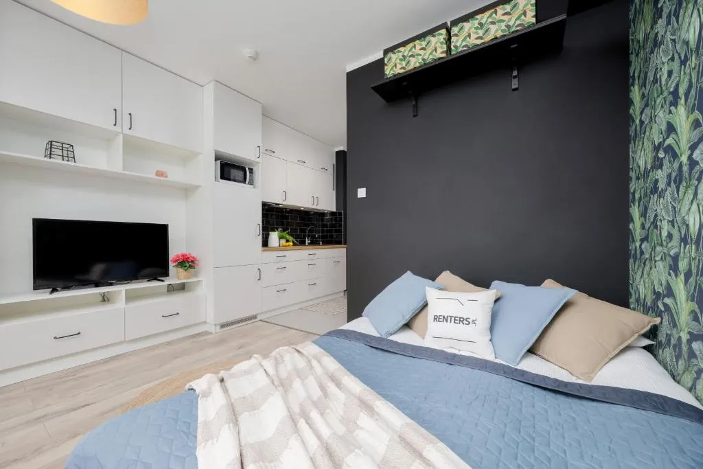 Image of Piękne Studio z Balkonem dla 2 osób w Warszawie by Noclegi Renters