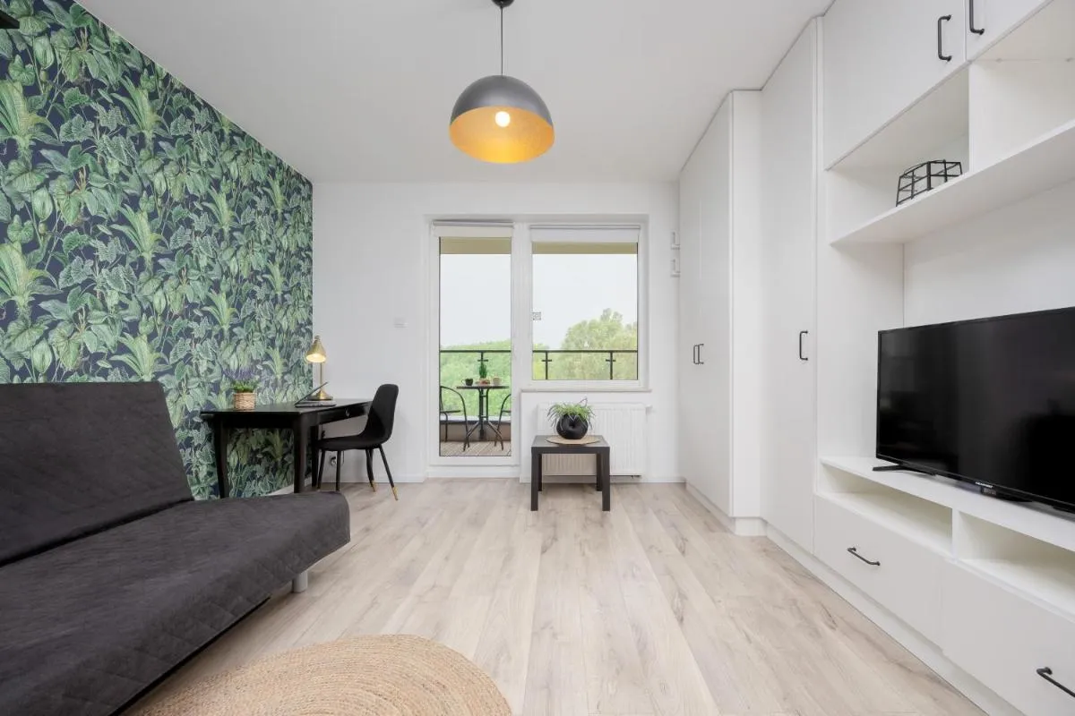 Image 2 of Piękne Studio z Balkonem dla 2 osób w Warszawie by Noclegi Renters