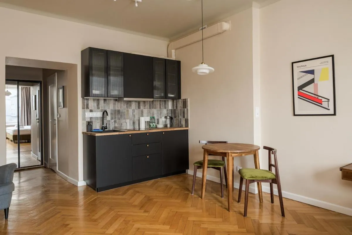 Image 3 of Plac Dąbrowskiego Deluxe Studios