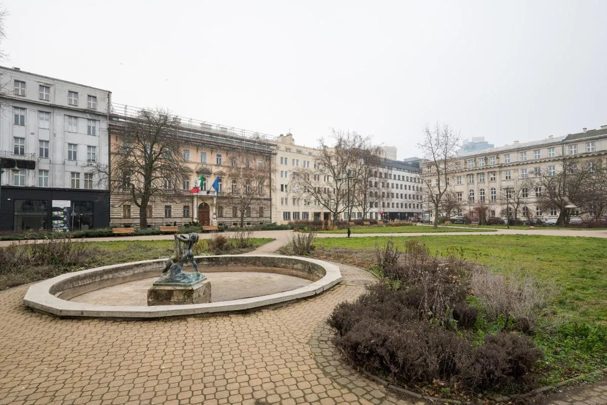 Image 5 of Plac Dąbrowskiego Deluxe Studios
