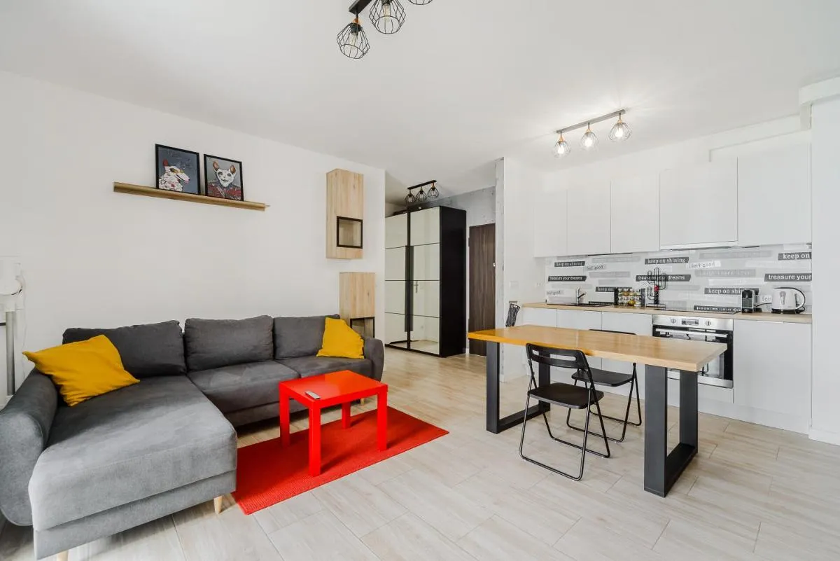 Image 3 of Premium Apartments in the Center of Warsaw with FREE Parking & Balcony