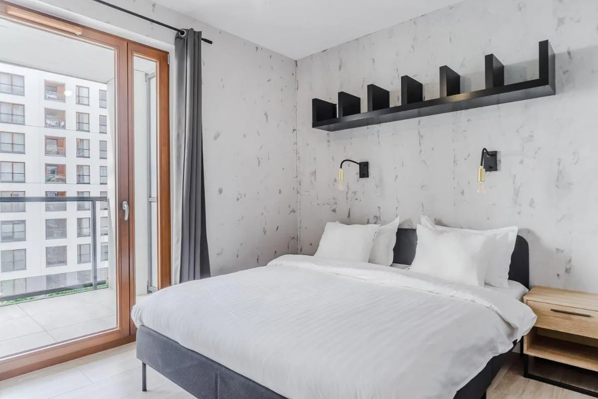Image 6 of Premium Apartments in the Center of Warsaw with FREE Parking & Balcony