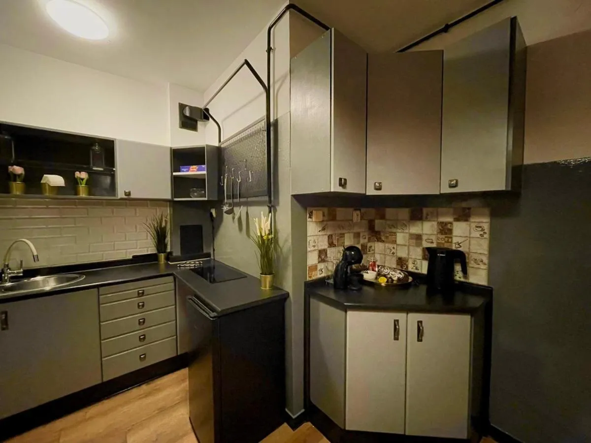 Image 2 of Premium Center Apartment Golden street
