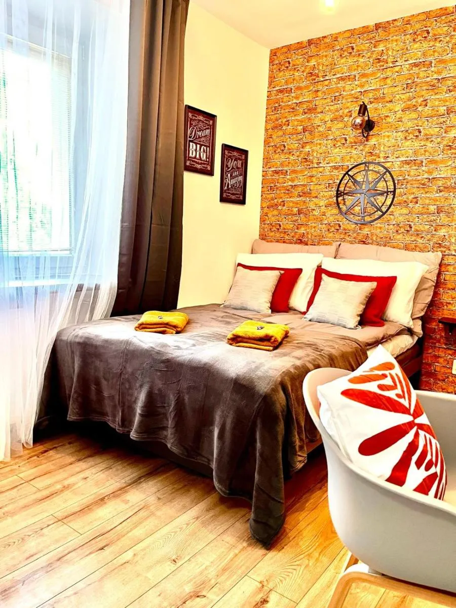 Image 4 of Premium Center Apartment Golden street