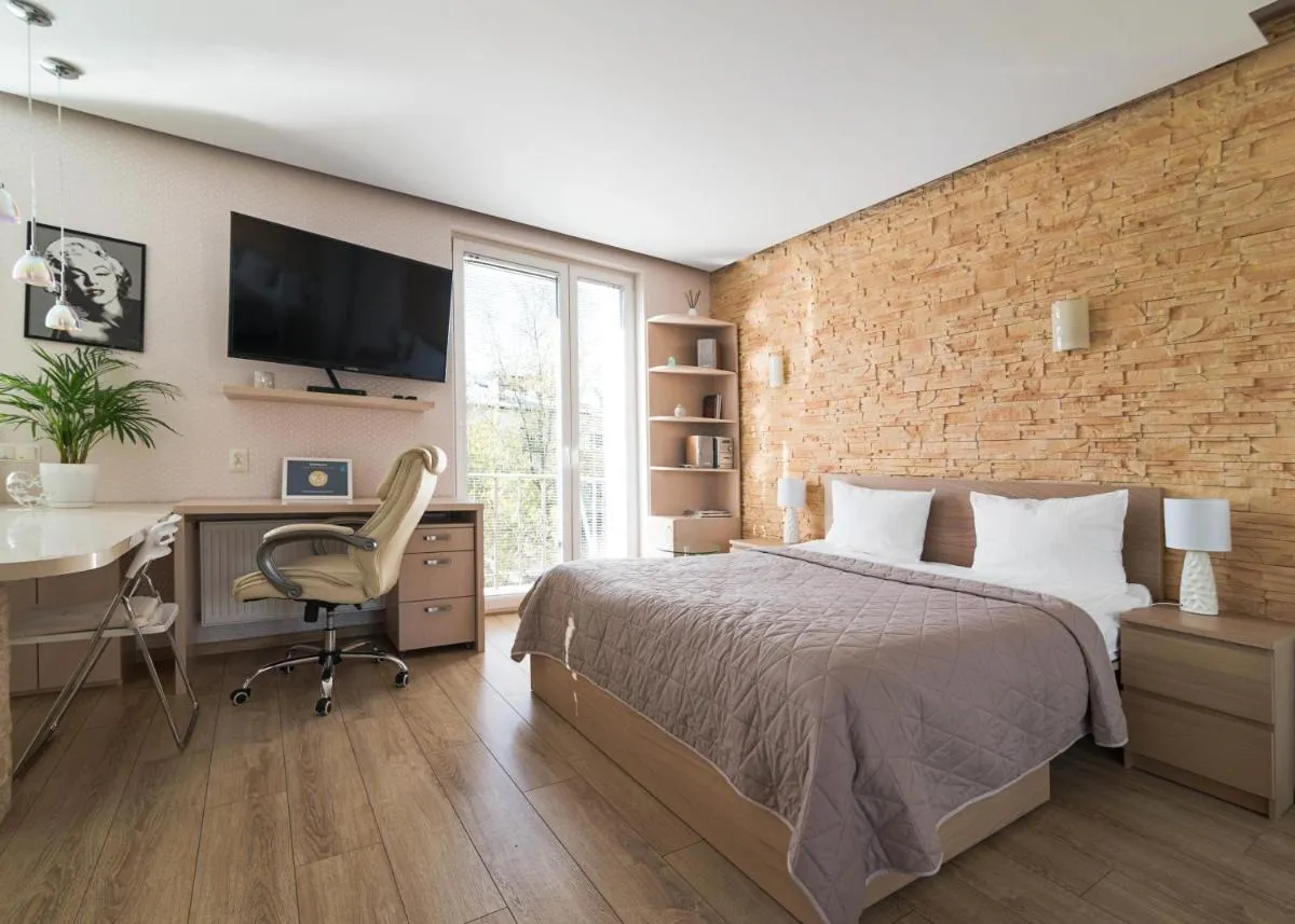 Image 6 of Royal Garden Apartment