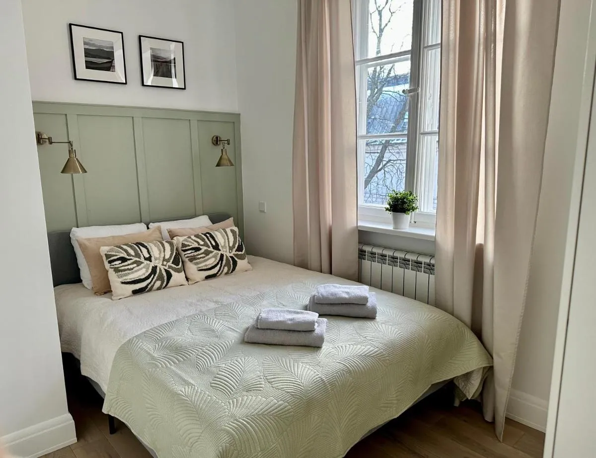 Image 1 of Rynek Nowego Miasta Old Town Apartment