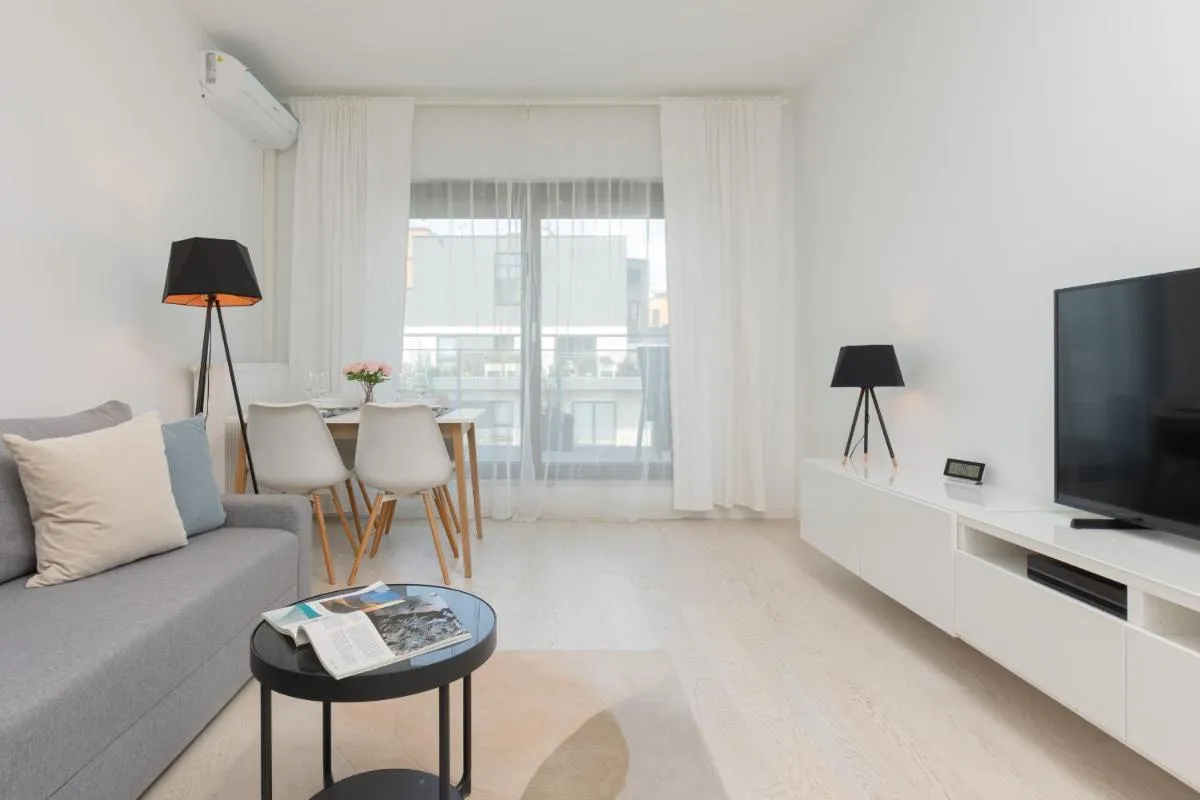 Image 2 of Sarmacka Apartment with Balcony Warsaw Wilanów by Noclegi Renters