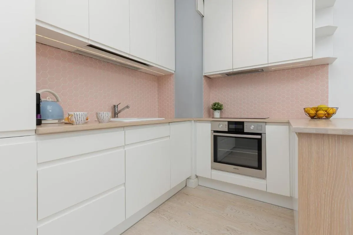 Image 5 of Sarmacka Apartment with Balcony Warsaw Wilanów by Noclegi Renters