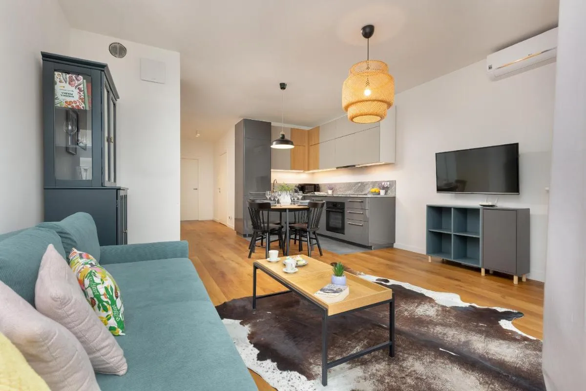 Image 5 of Siedmiogrodzka Air-conditioned Apartment with Balcony Wola by Noclegi Renters
