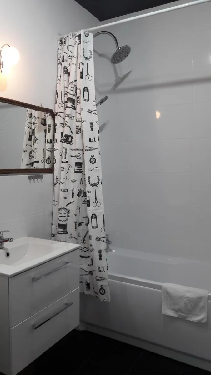 Image 2 of Silver Apartment in Wilanów
