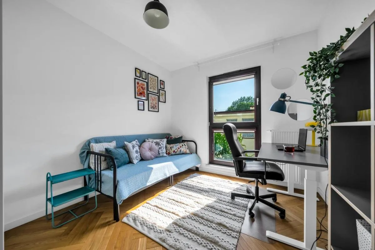Image 6 of Skierniewicka Apt – Parking, Workspace, Balcony – by Rentujemy
