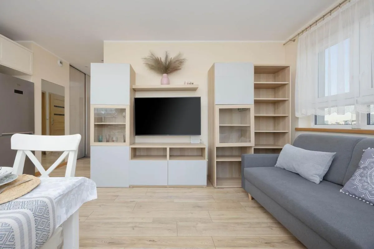 Image 4 of Słoneczny Apartament z Pięknym Widokiem Klimatyzacja Noclegi Renters