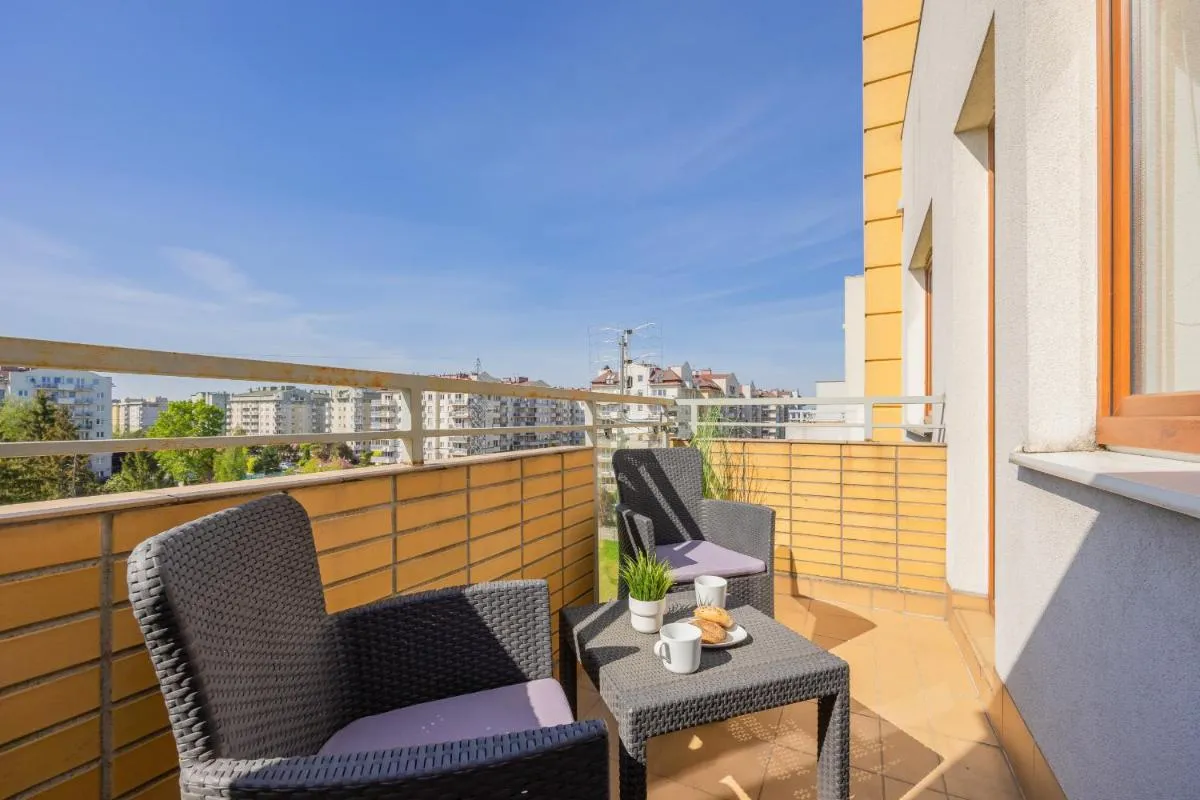 Image 4 of Spacious Apartment with Parking and Balcony by Noclegi Renters