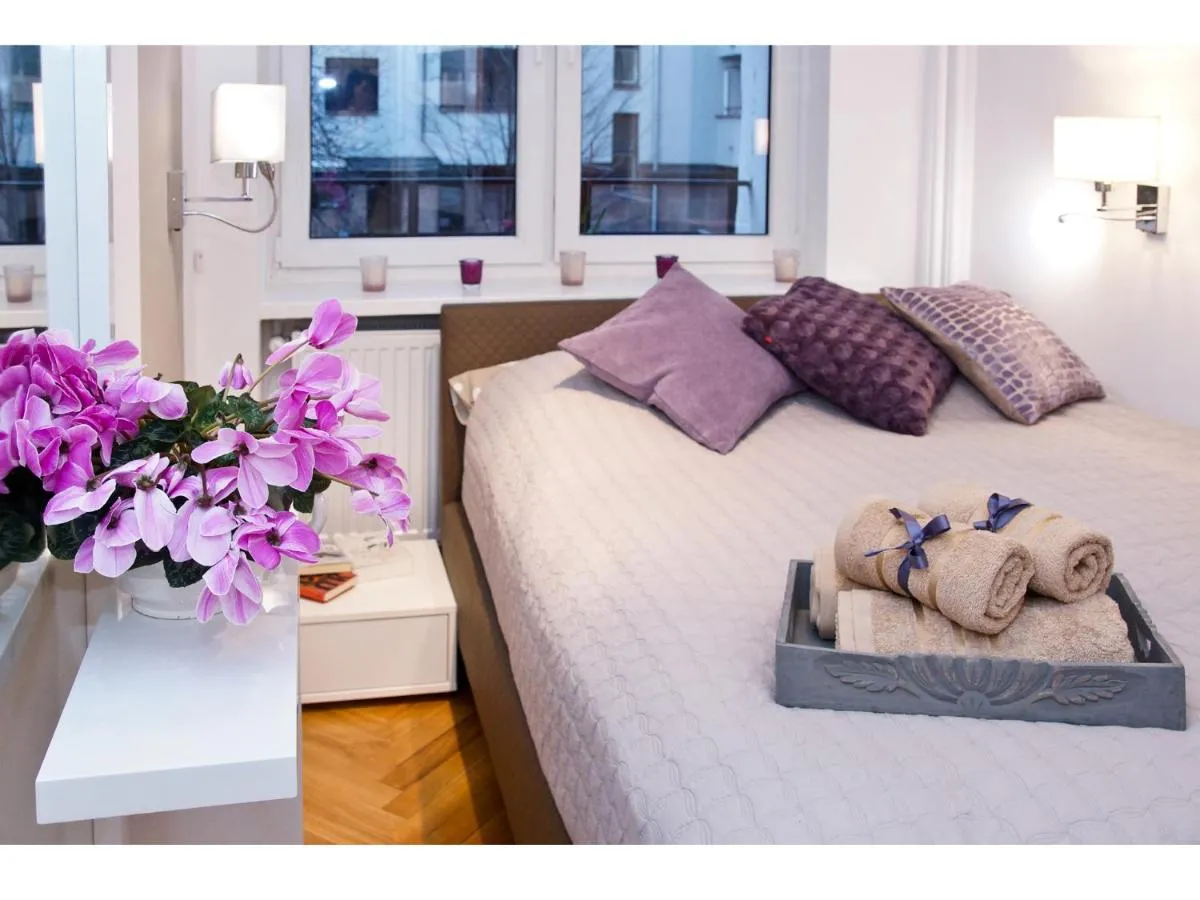 Image 1 of Srebrna Warsaw Apartment