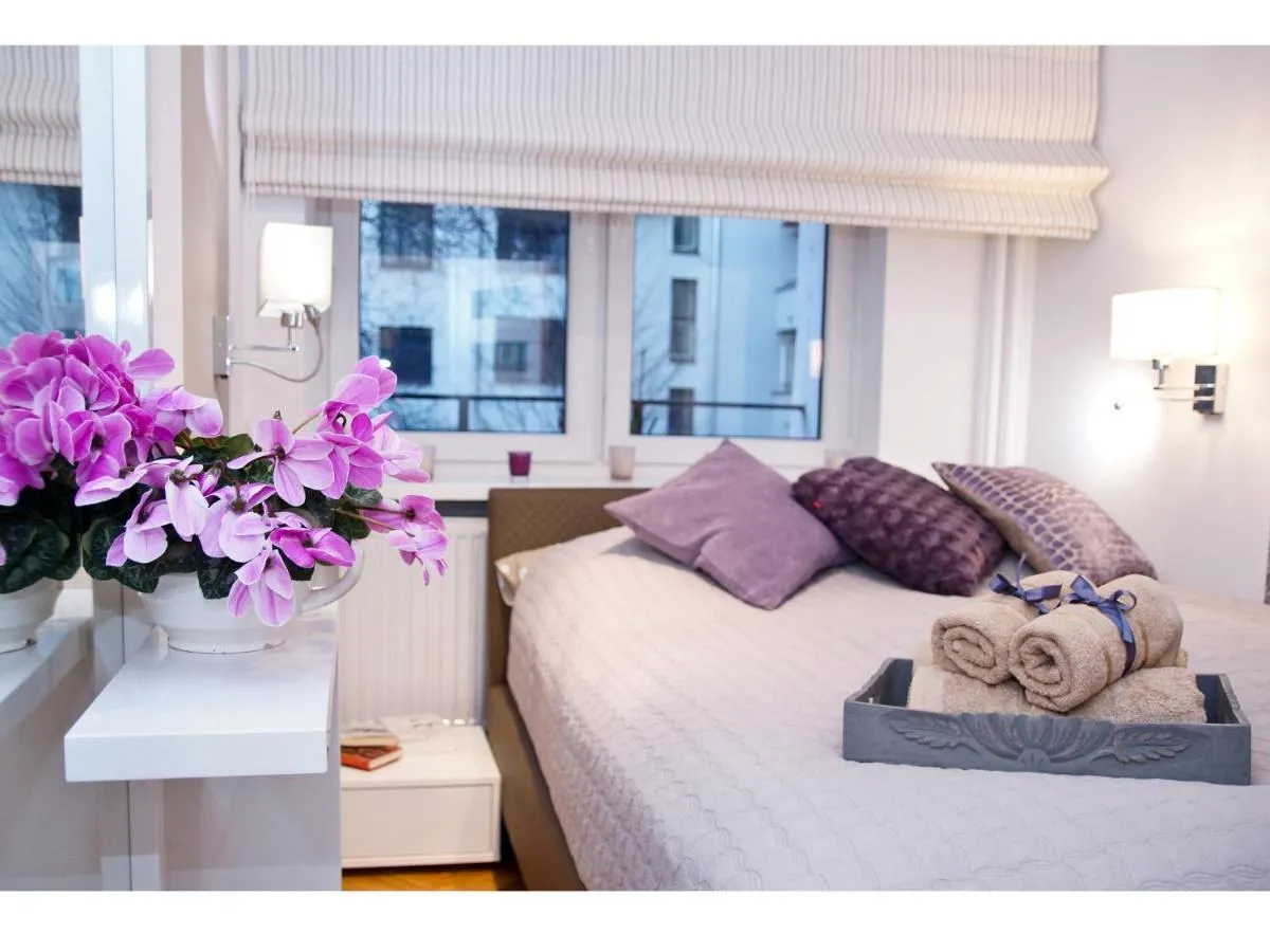 Image 6 of Srebrna Warsaw Apartment
