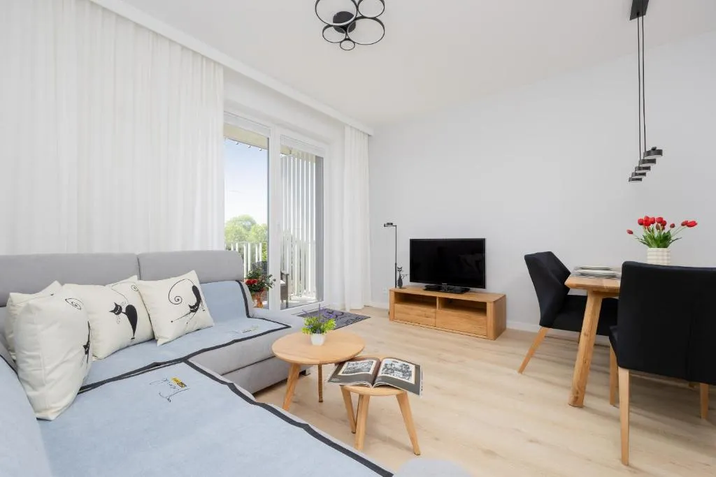 Image of Stacja Wola Nowoczesny Apartament z Balkonem i Parkingiem Warszawa by Noclegi Renters