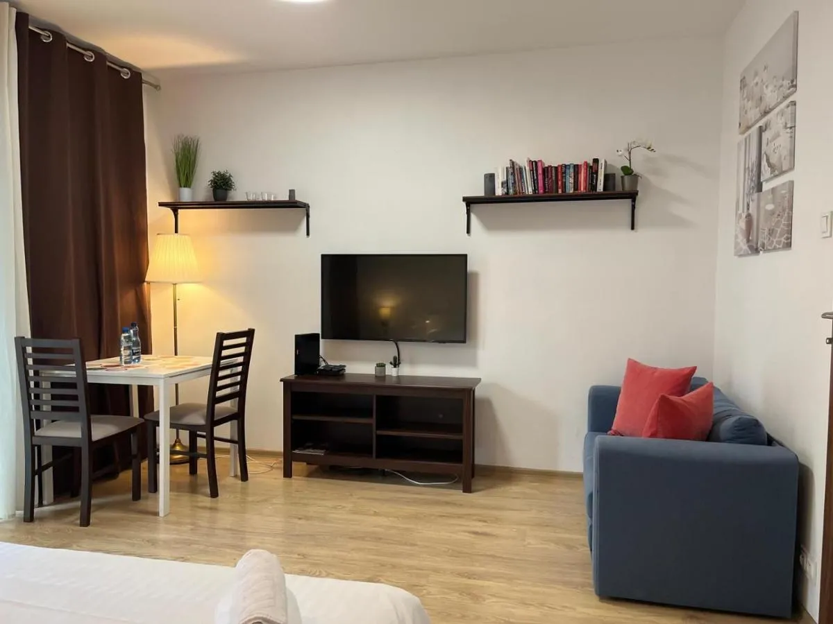 Image 4 of Studio Okrzei Praga